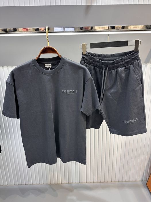 Compleu Essentials Fear Of God