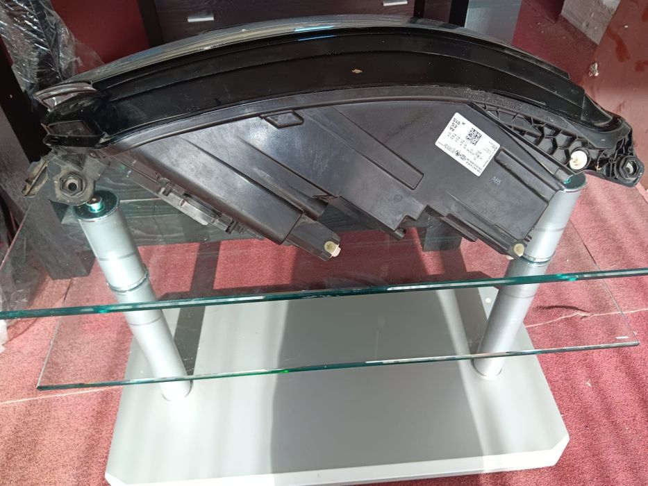 Far dreapta Skoda Qadiak 2016-2020, Full led  , Germania
