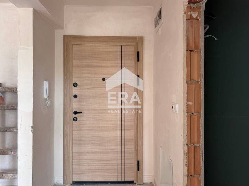 Продава се Двустаен апартамент в Варна, Възраждане 1 - 72 кв.м за 1902 €/кв.м - Снимка #5