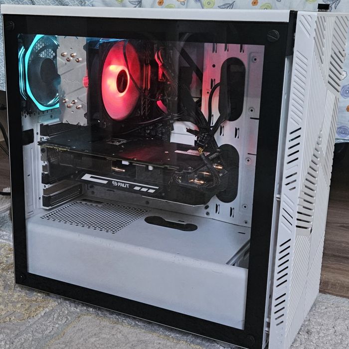 Игровой компьютер без монитора с комплектом