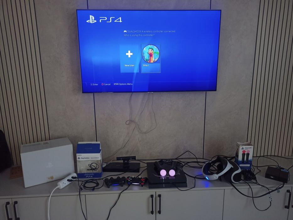 Эксклюзивная PS4 1TB Darth Vader + VR очки + 24 игр