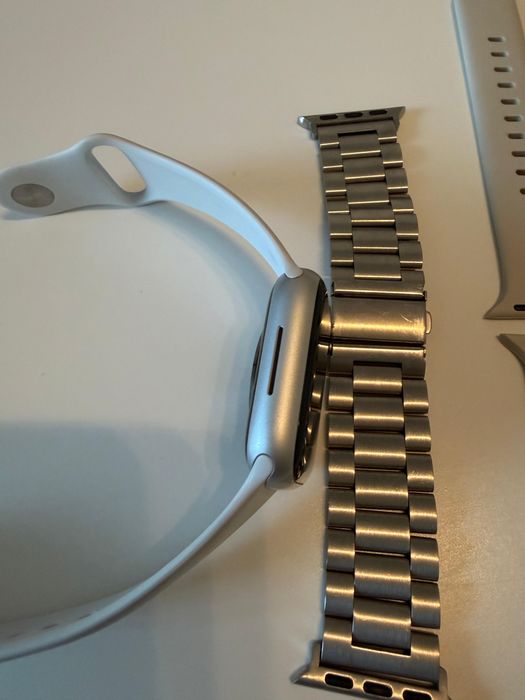 Apple watch 8 series GPS - 41 mm - Silver