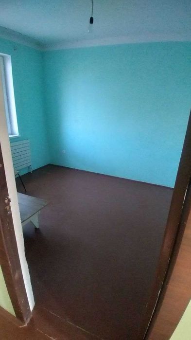 Guliston sh, Oktyabr namunali 2 sotixli uy, 4 xona