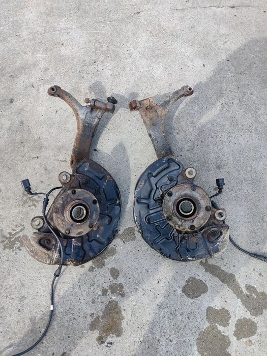 Fuzeta cu rulment fata stanga dreapta Seat Exeo Audi A4 3R0407257 58