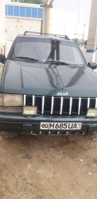 Jip Grand Cherokee ZJ.