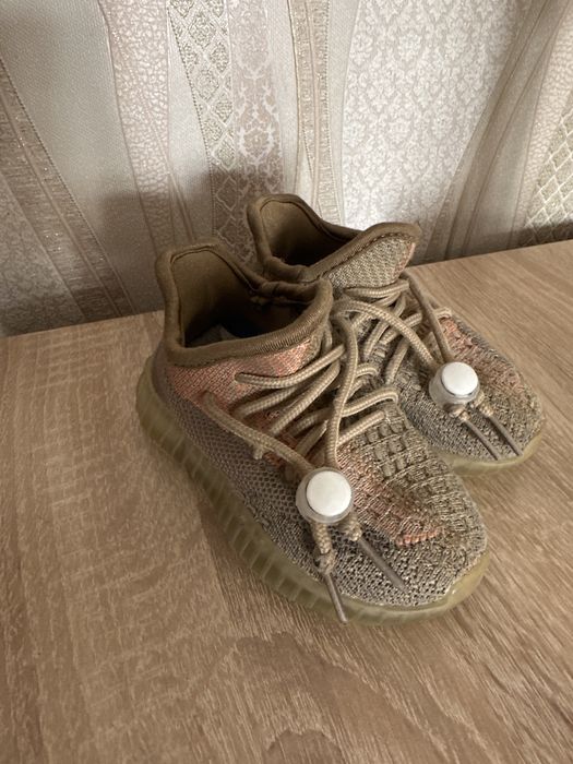 Кроссовки на мальчика