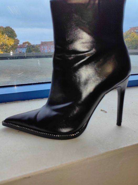 кожени боти zara