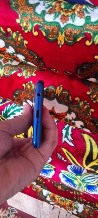 Poco x3 pro 8/128 Gb Holati tiniq