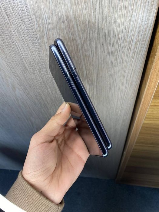 Samsung galaxy s21 5G Kh/A region