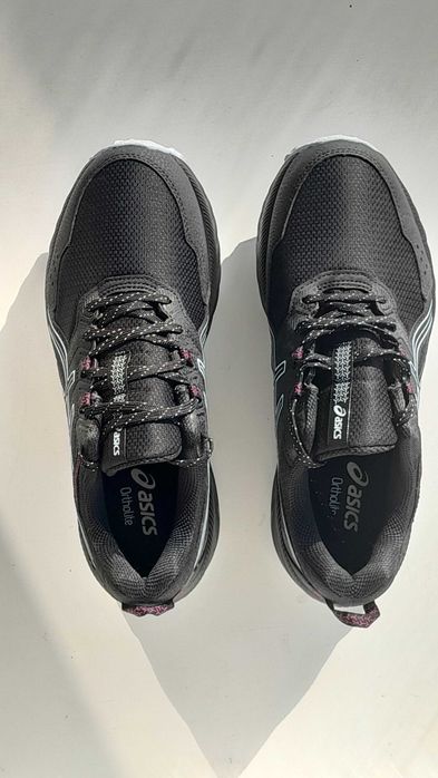 Нови оригинални  фитнес маратонки  Asics Gel Venture IX Trail  -  40.5