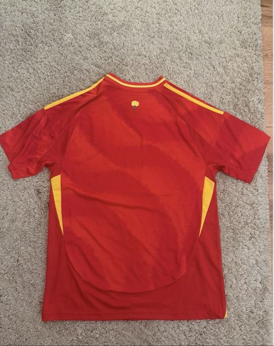 Tricou spania nou