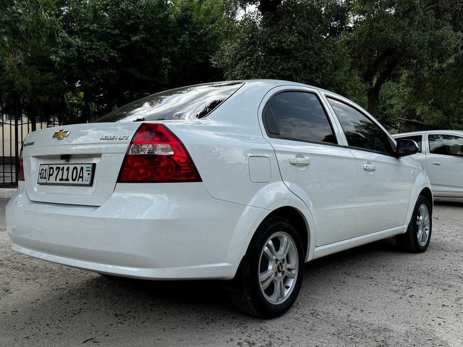 ПРОДАЮ СВОЙ NEXIA-3 (автомат) в отличном состоянии