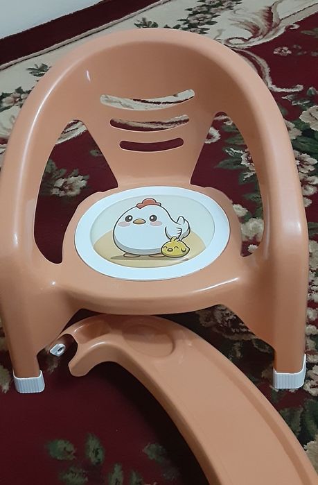 Детский стульчик для кормления. Новый.