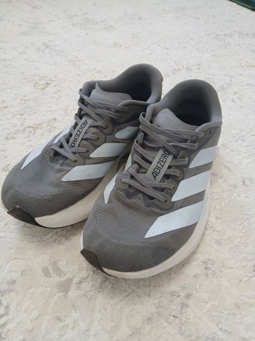 Кроссовки Adidas