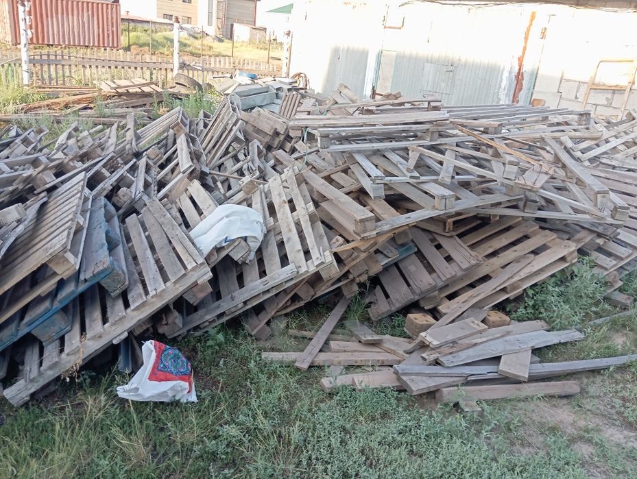 Продам деревянные поддоны на дрова