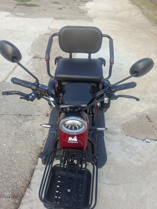 Triciclu/Scuter/carucior electric pentru varstnici