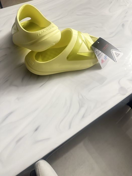 Шлепки женские новые !