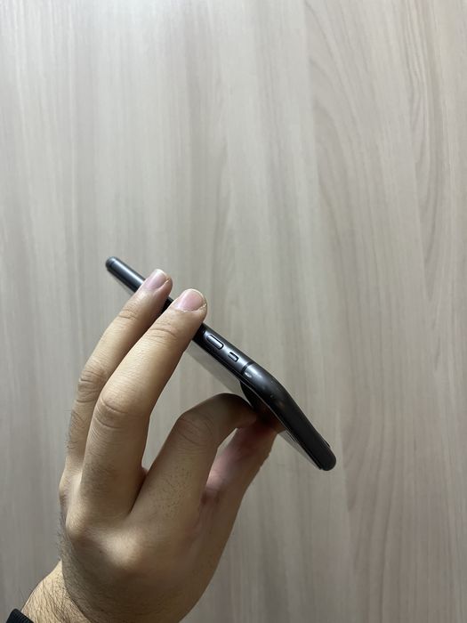 Продам Айфон 11  128GB 78%