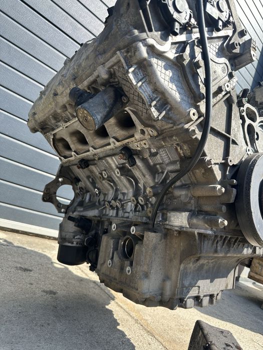 Vand Motor BMW generatia G 4.4 benzina biturbo Cod: N63B44C / 462cp / N63TU2