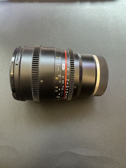 Samyang  sony FE 85mm f1.5