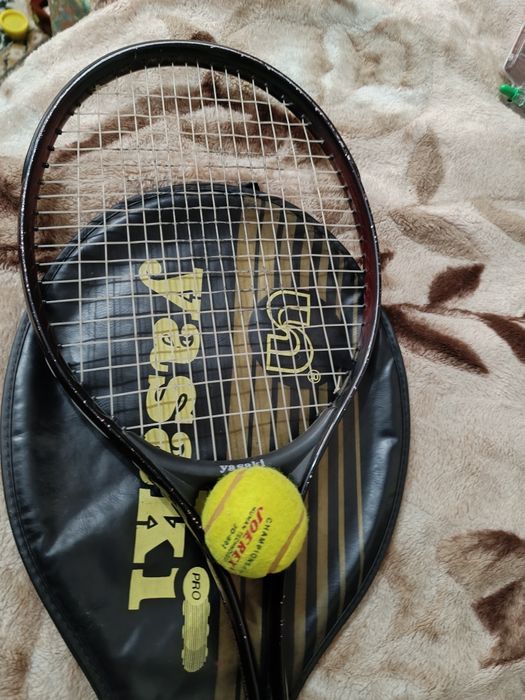 Ракетки для большого тенниса
