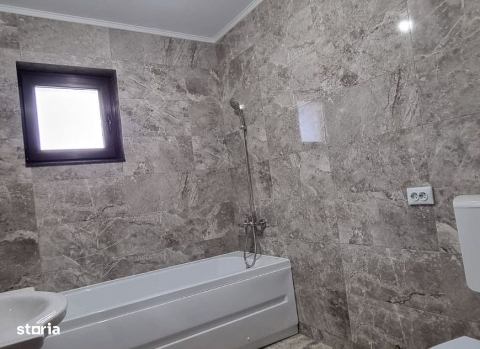 Casa 3 camere Miroslava , 80 metri Cod:163098
