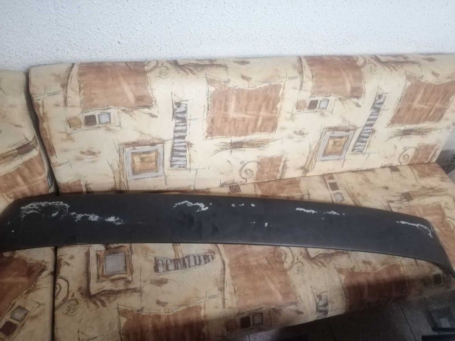 Заден сполер, Универсално крило, универсален