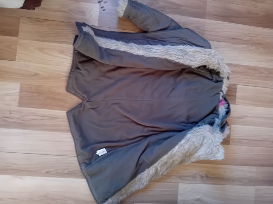 Детско.       яке