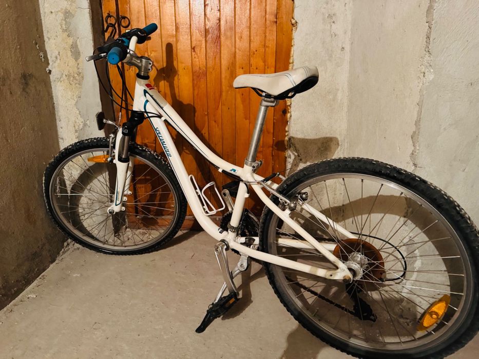 Велосипед Specialized Hotrock с 24