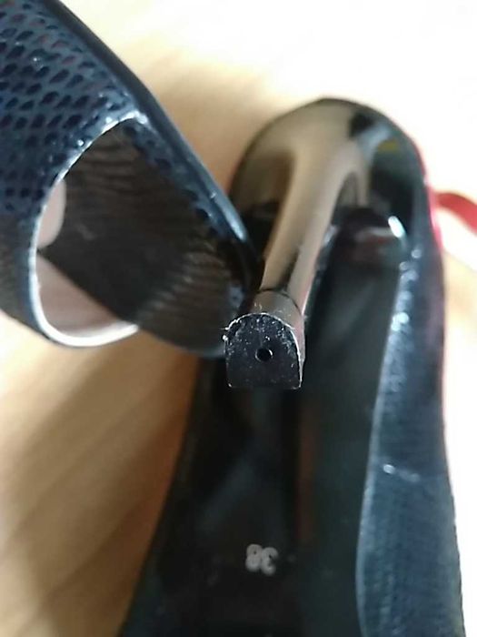 Vand pantofi Noi stiletto din piele - numar 38