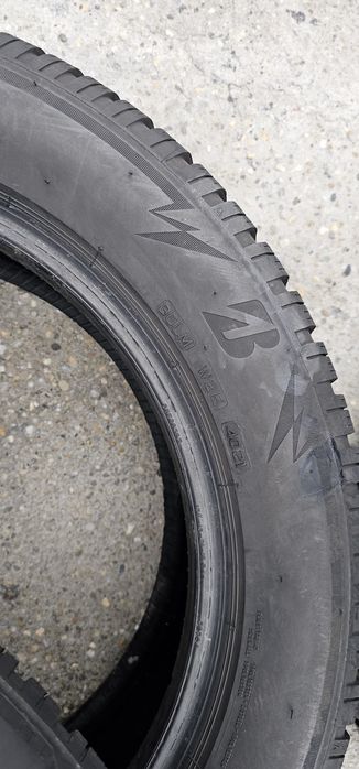 215 55 R 17 Bridgestone iarna