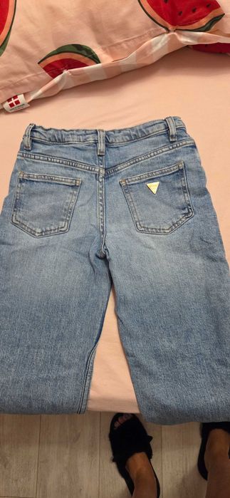 Детски дънки Guess