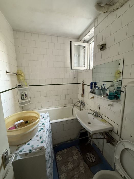 Apartament cu 4 camere Piata Garii etajul 2/4