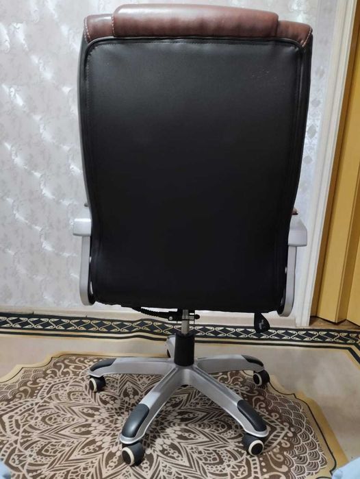 Офисное кресло Малайзия