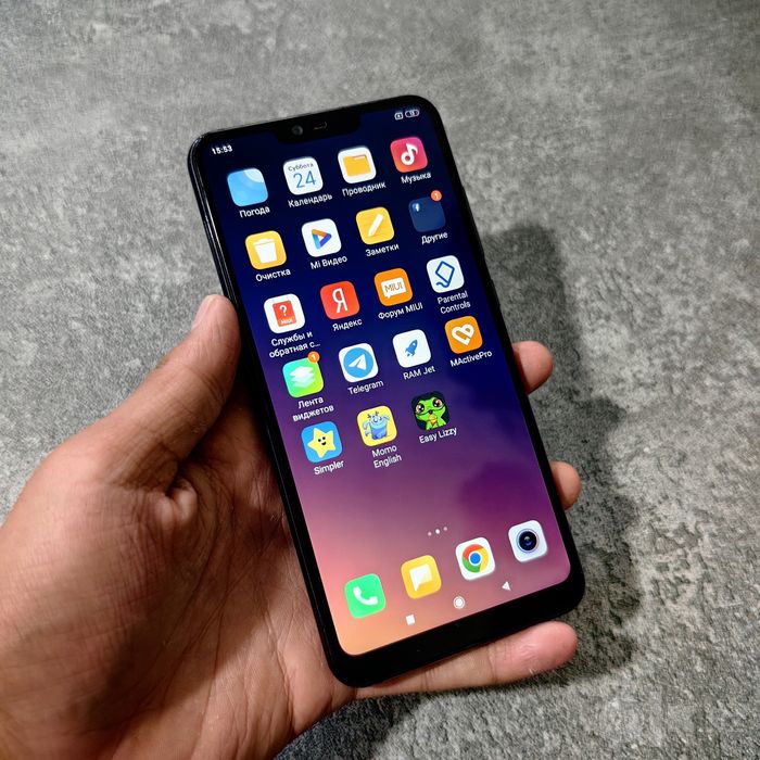 Xiomi 8 lite ideal holatda