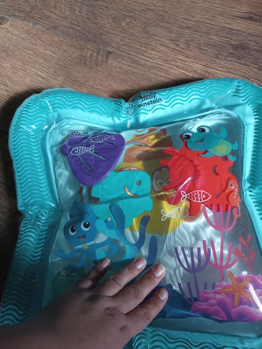 Килимче за игра с вода