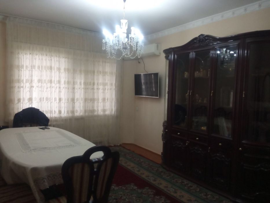 Kvartira sotiladi yaxshi joydan