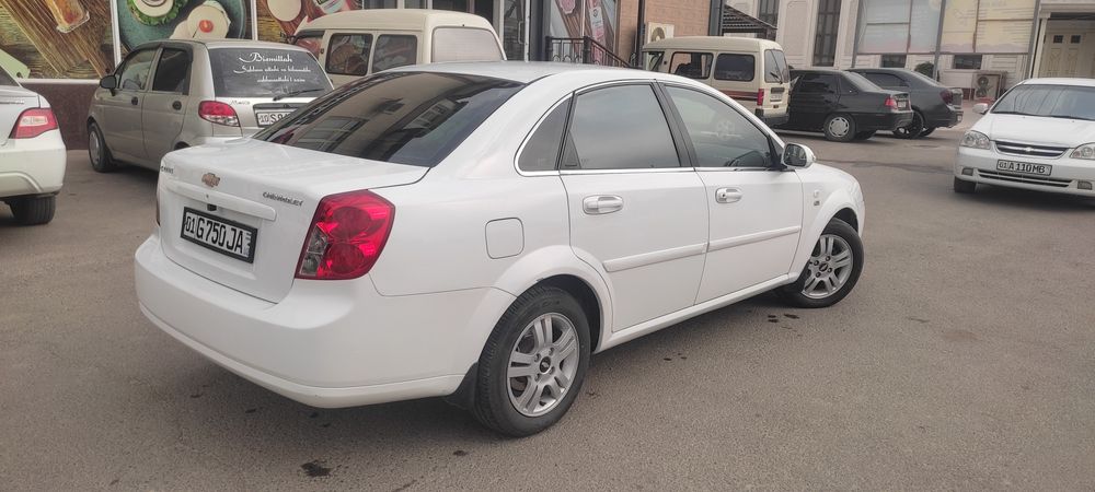 Продаётся Lasetti 2011 года