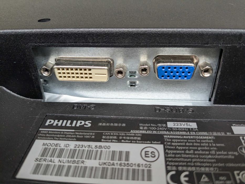 Monitor LED Philips 22 inch Full HD (223V5LSB) - Imagine clară, stare excelentă