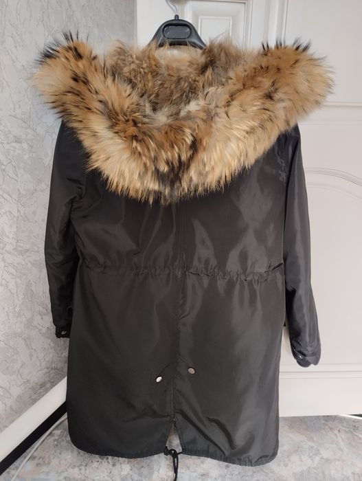 Продам парку,куртку.