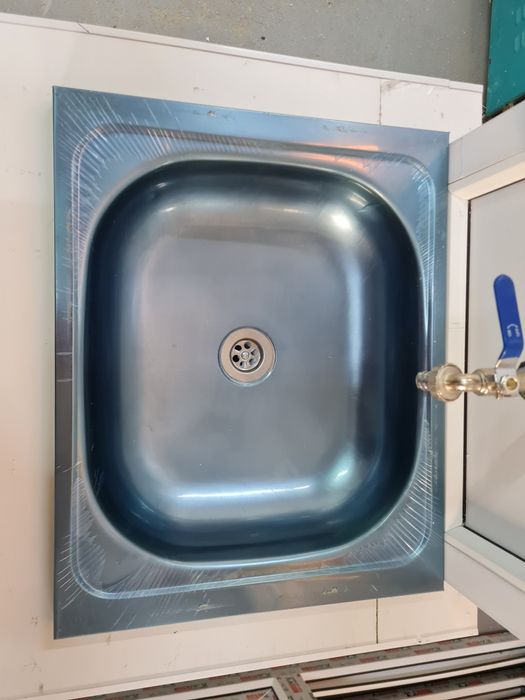 Продаю умывальник