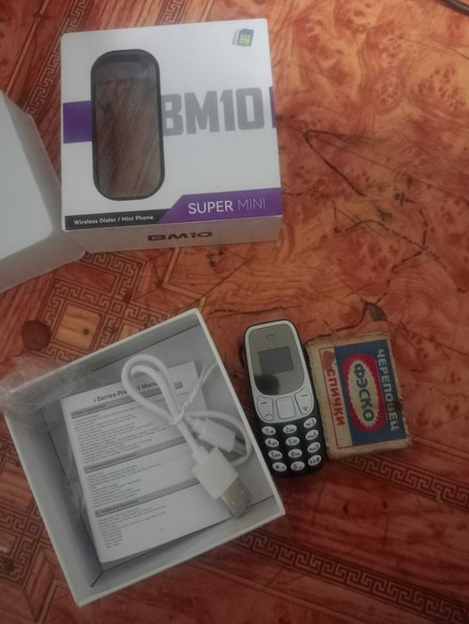 Телефон мини продаю