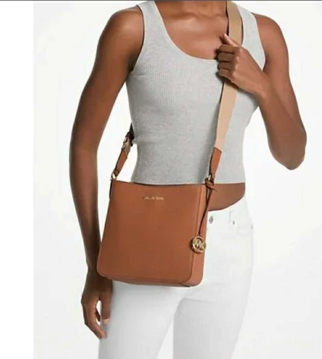 Michael Kors чанта