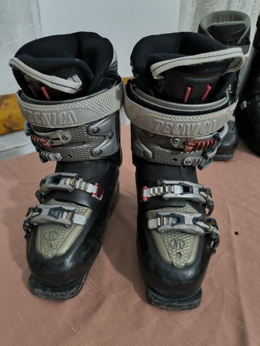 Clăpari Tehnica 24 cm (36-37)