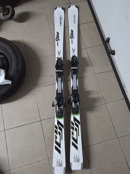 Clapari schiuri bete ski