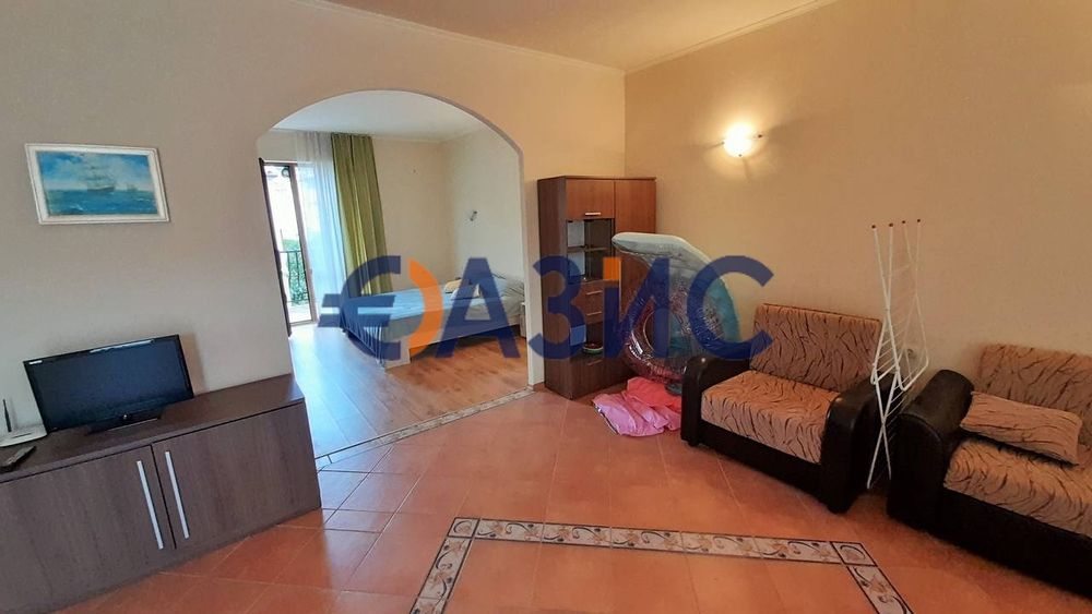 Продава се Двустаен апартамент в к.к. Елените - 72 кв.м за 882 €/кв.м - Снимка #10