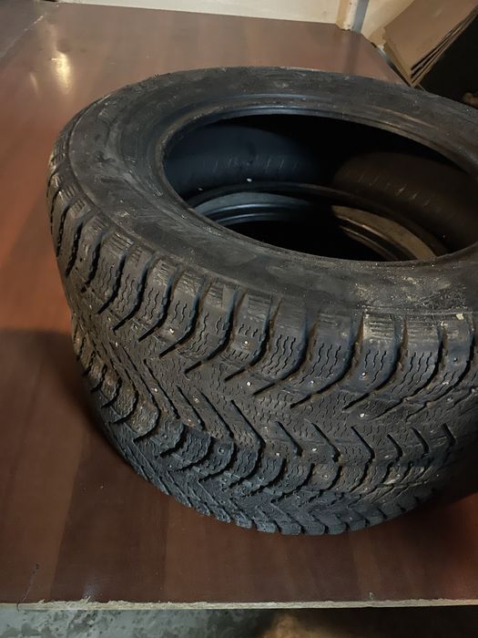 Шины зимние 2 шт  r15