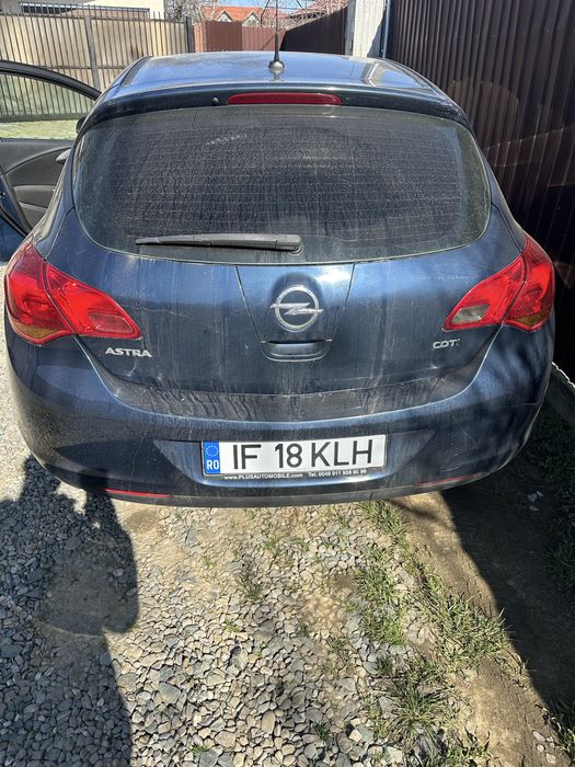 OPEL Astra 2011 — imagine 2