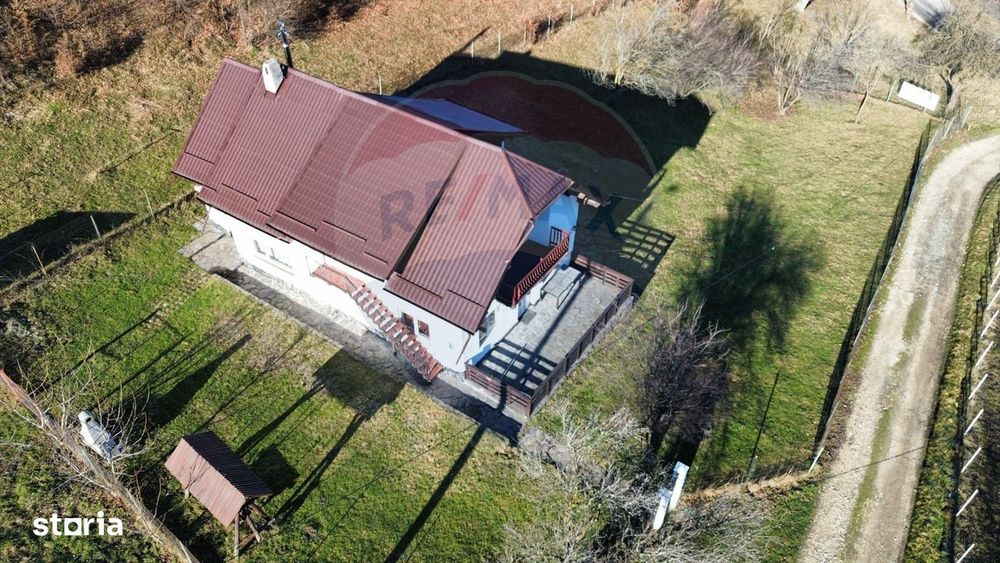 Casă / Vilă cu 7 camere în zona Bran-Tohanita, Brasov