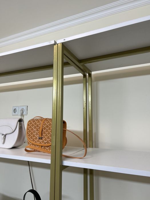 Стелажи Ветрина для магазина